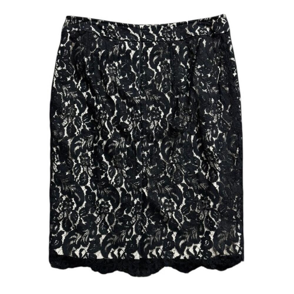 White House Black Market Lace Pencil Skirt Nude Lining Scalloped Hem Size 2 - Picture 3 of 9